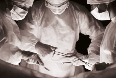 Centro cirúrgico para transplante renal no Rio de Janeiro — equipe da UroClínica Rio